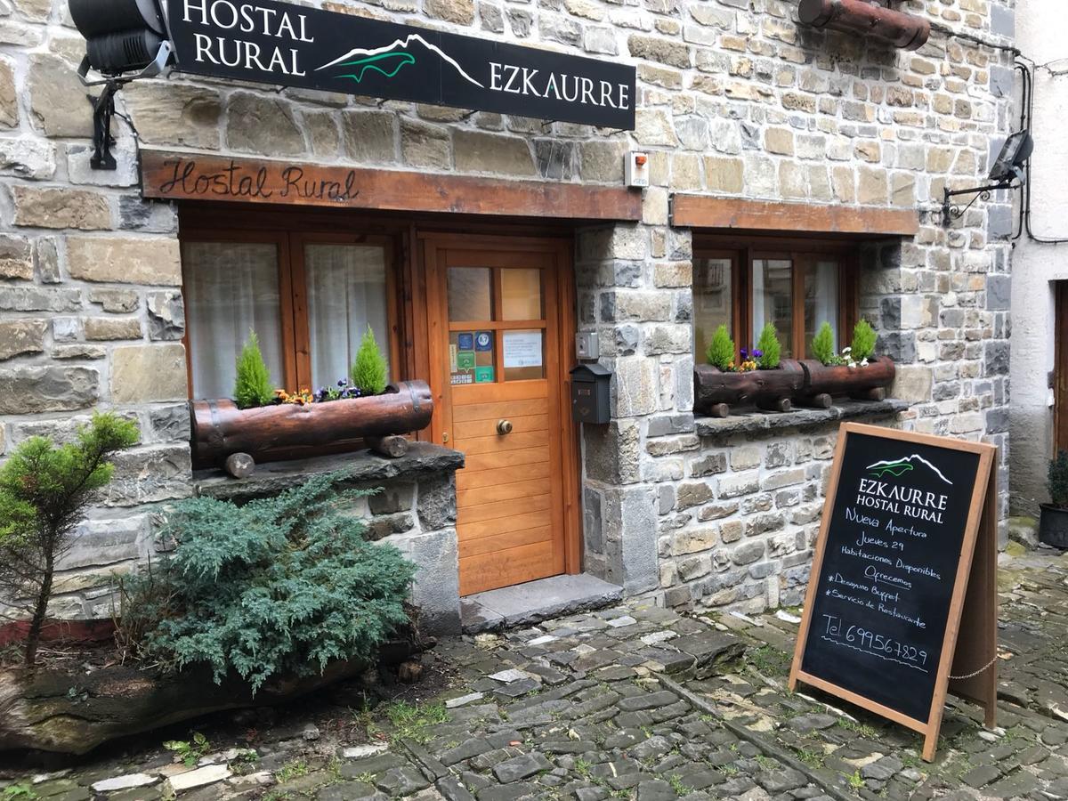 Hostal Ezkaurre イサバ エクステリア 写真