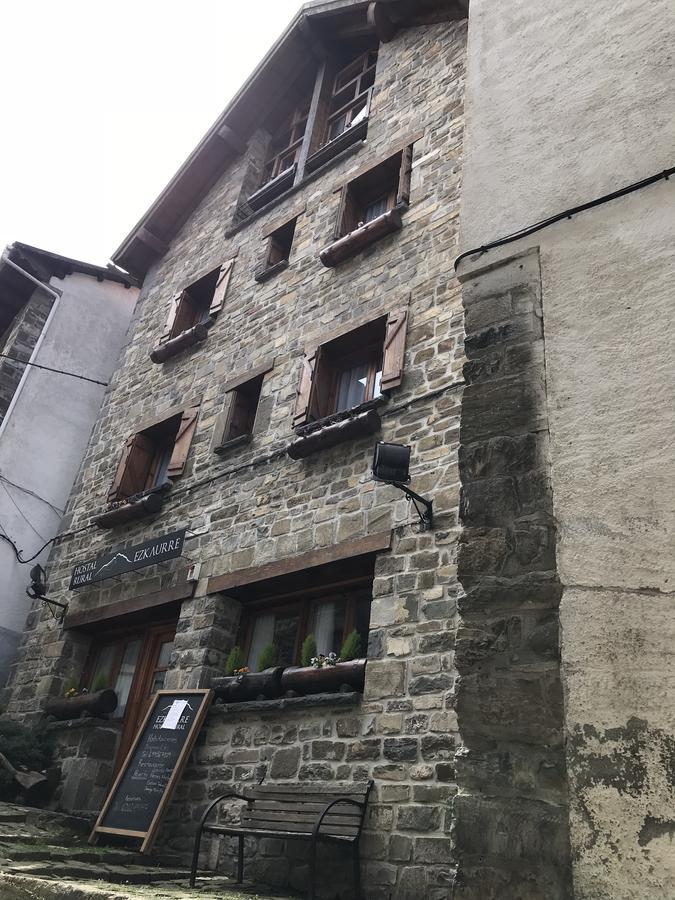 Hostal Ezkaurre イサバ エクステリア 写真